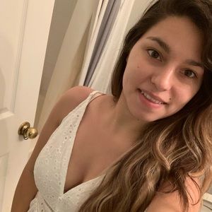 Meet your Posher, Alisa